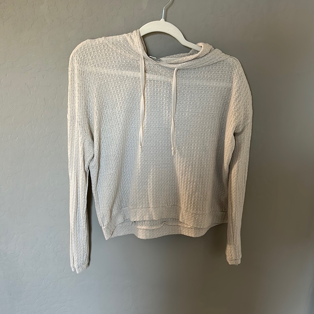 Lightweight cropped hoodie